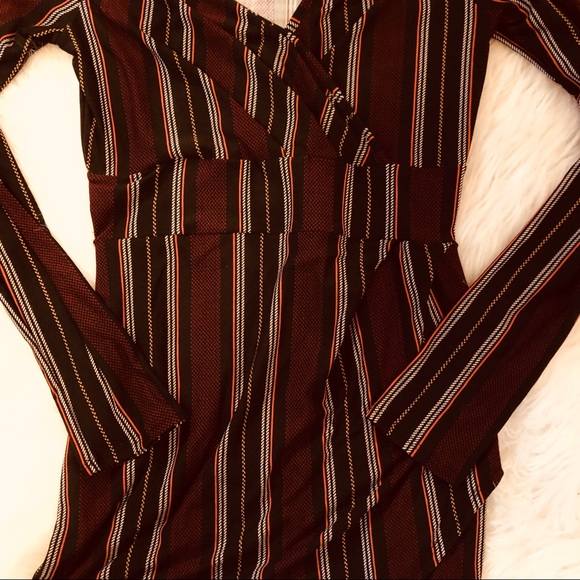 💃🏼AMAZING STRIPES WRAP DRESS! - Picture 3 of 7